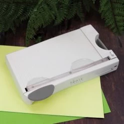 Tonic Studios Guillotine Trimmer 8.5" -Professional Arts and Crafts Supplies Store 39088c85e8002b9aaf70dcc3db543f56f5