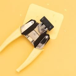 Crop-A-Dile Retro Corner Chomper Tool -Professional Arts and Crafts Supplies Store 4797cdfb063649686667a8f6c483af8d01