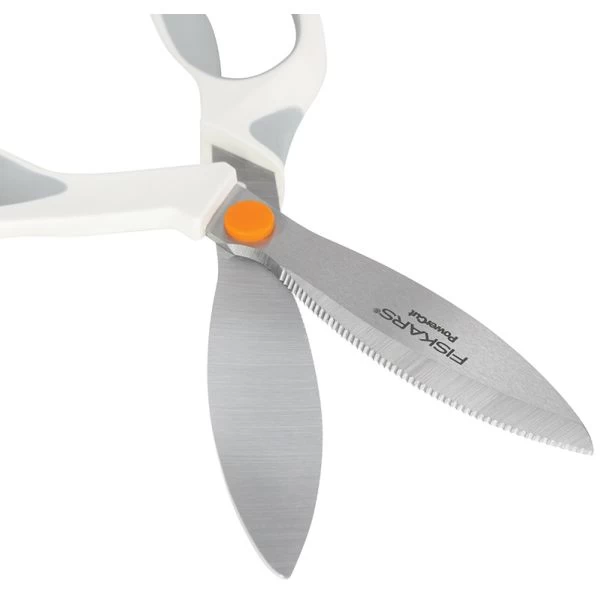 Fiskars Built To DIY Softgrip PowerCut Shears 8" 4 Fiskars Built To DIY Softgrip PowerCut Shears 8" - Image 2