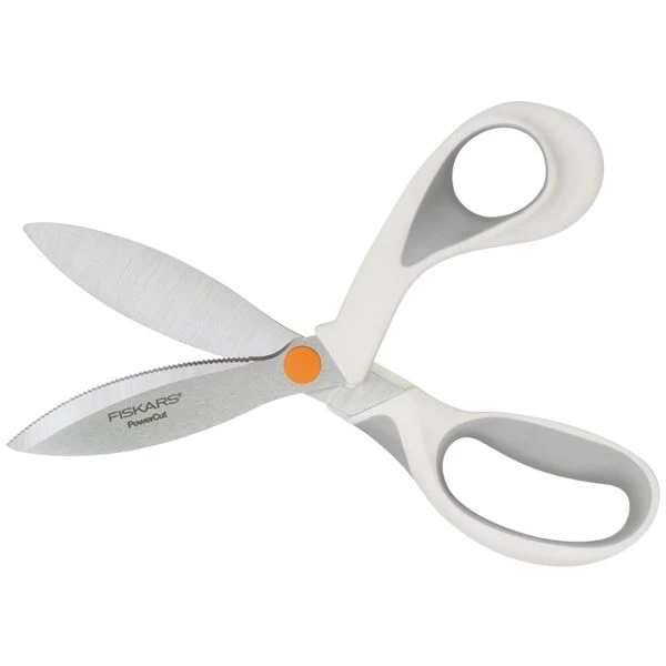 Fiskars Built To DIY Softgrip PowerCut Shears 8" 5 Fiskars Built To DIY Softgrip PowerCut Shears 8" - Image 3